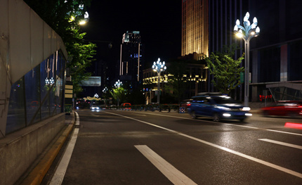 玉蘭花開的路口，見證這座城市CBD的繁華