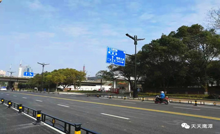 鷹潭首條智慧大道上這些智慧路燈，是怎樣使用“三頭六臂”的？