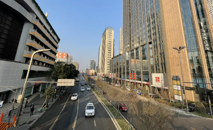 超1200根智慧路燈！ 華體科技“多桿合一”智慧路燈即將為成都一環(huán)路增光